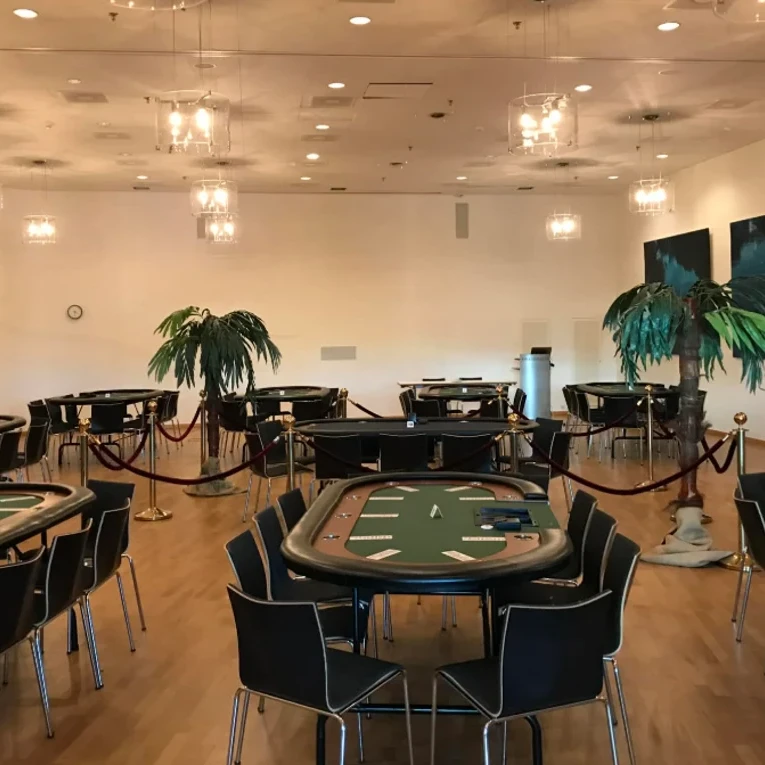 Poker hos CasinoNight